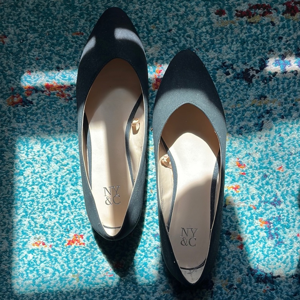 New York & Co Ballet Flats NWOT pointy toe